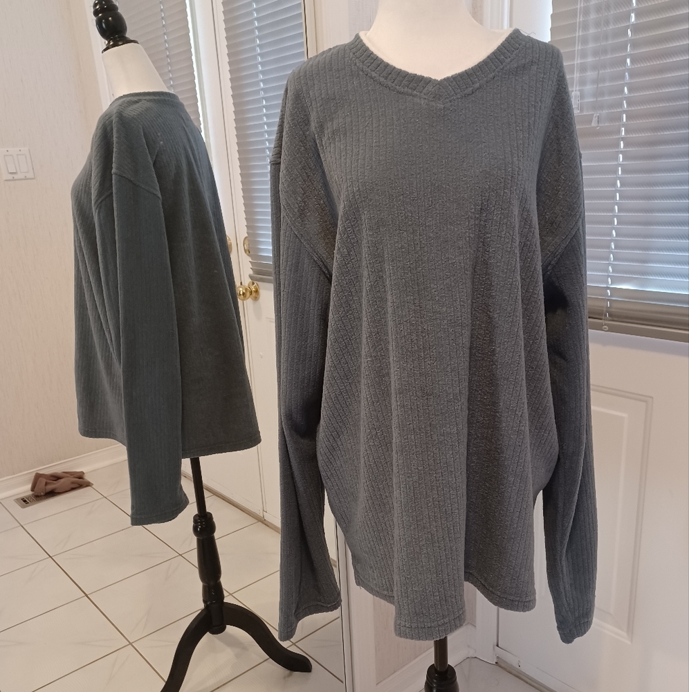 4/$80 Blue Fleece Sweater - Size XL